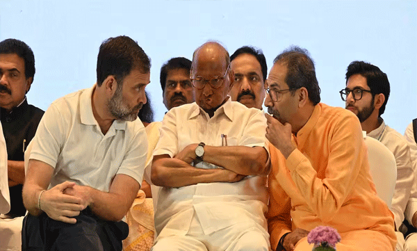 ബാബരി മസ്ജിദ് തകർത്തതിനെ പ്രശംസിച്ച് ശിവസേനയുടെ (യുബിടി) പത്രപരസ്യം; എംവിഎ സഖ്യമുപേക്ഷിച്ചെന്ന് എസ്‍പി