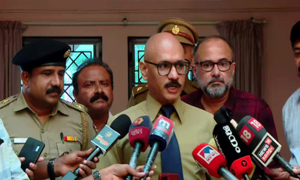  സംസ്ഥാനത്ത് ഡ്രൈവിങ് ടെസ്റ്റുകളുടെ രീതി മാറ്റുന്നത് പരിഗണനയിലാണെന്ന് ഗതാഗത കമ്മീഷണര്‍ സിഎച്ച് നാഗരാജു