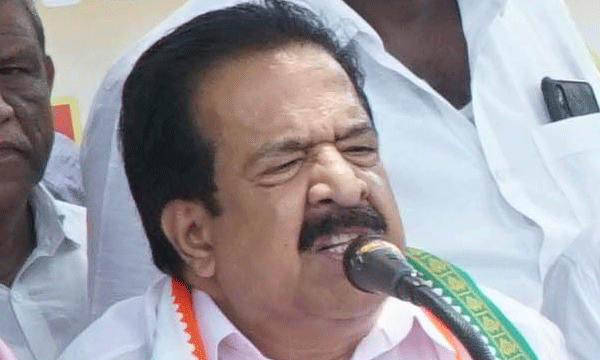 ബിഒടി കരാര്‍ അവസാനിച്ചിട്ടും നോട്ടീസ് നല്‍കിയില്ല ; മണിയാര്‍ ജലവൈദ്യുത പദ്ധതിയില്‍ സര്‍ക്കാരിന്റെ കള്ളക്കളിയെന്ന് രമേശ്