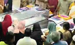 മടങ്ങുമ്പോള്‍ താന്‍ അല്‍പ്പം പിന്നിലായിരുന്നെന്ന് അജ്‌ന ; രക്ഷപ്പെട്ടത് ലോറി തട്ടി തൊട്ടപ്പുറത്തെ കുഴിയില്‍ വീണതിനാല്‍  