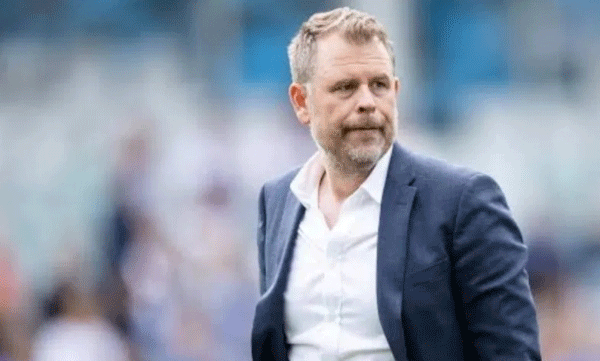 പരിശീലകന്‍ മികായേല്‍ സ്റ്റാറെയെ പുറത്താക്കി ബ്ലാസ്റ്റേഴ്‌സ്‌
