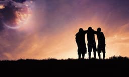 സന്തോഷത്തില്‍ മാത്രമല്ല ബുദ്ധിമുട്ട് സമയത്തും കൂടെ ഉള്ളവരാണ് യഥാര്‍ത്ഥ സുഹൃത്തുക്കള്‍
