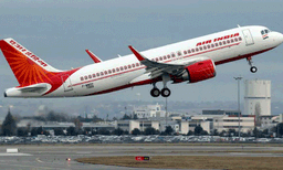 ആശങ്കയുടെ നിമിഷങ്ങൾ, ഒടുവിൽ ആശ്വാസം; ബഹ്റൈനിലേക്ക് പോയ എയർ എക്സ്പ്രസ് വിമാനം നെടുമ്പാശ്ശേരിയിൽ തിരിച്ചിറക്കി