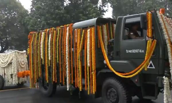 മന്‍മോഹന്‍സിംഗിന്റെ സ്മാരകം ; ഇപ്പോഴത്തെ വിവാദം അനാവശ്യം ; മറുപടിയുമായി കേന്ദ്രസര്‍ക്കാര്‍