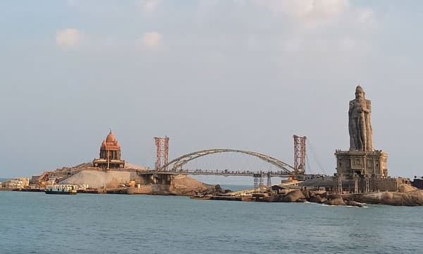 വിവേകാനന്ദപാറയ്ക്കും തിരുവള്ളുവര്‍ പ്രതിമയ്ക്കും ഇടയില്‍ കണ്ണാടിപ്പാലം ; എം.കെ. സ്റ്റാലിന്‍ ഇന്ന് ഉദ്ഘാടനം ചെയ്യും