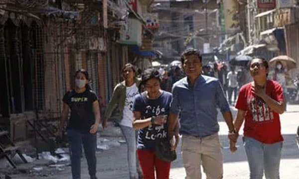 നേപ്പാള്‍ അതിര്‍ത്തിയിലും ടിബറ്റിലും ശക്തമായ ഭൂചലനം ; പ്രകമ്പനം ബീഹാറിലും ഡല്‍ഹിയിലും വരെ അനുഭവപ്പെട്ടു