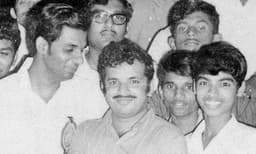 ആദ്യ സംസ്ഥാന സ്‌കൂള്‍ കലോത്സവത്തില്‍ വ്യത്യസ്ത ഇനങ്ങളില്‍ സമ്മാനം നേടി ; അവര്‍ പിന്നെ മലയാളസംഗീതത്തിന്റെ വിധി നിര്‍ണ്ണയിച്ചു