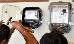 ഹിമാചല്‍പ്രദേശില്‍ വീട്ടുകാരന്‍ ഞെട്ടി ; ഡിസംബറിലെ കറന്റ്ബില്‍ 2,10,42,08,405 രൂപ...! 