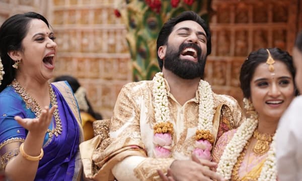 Govind Padmasoorya and Gopika Anil with Miya (Image Source: Instagram)