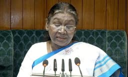 വഖഫ്ബില്‍ പുതിയ മുന്നേറ്റം, കുംഭമേള രാജ്യത്തിന്റെ പൈതൃകം ; ഇന്ത്യ വികസനത്തി​ന്റെ പാതയിലെന്ന് രാഷ്ട്രപതി