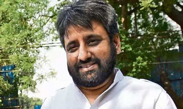 ആംആദ്മി പാര്‍ട്ടി എംഎല്‍എ യ്ക്ക് വേണ്ടി റെയ്ഡ് ; അമാനത്തുള്ള ഖാനെ അറസ്റ്റ് ചെയ്യാന്‍ ഡല്‍ഹി പോലീസ് 