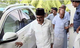 കോണ്‍ഗ്രസിലെ തമ്മിലടിയിൽ ലീ​ഗിന് മുറുമുറുപ്പ്; ഹൈക്കമാന്റിനെ കാണാൻ തീരുമാനം, 'തർക്കങ്ങൾ പരിഹരിക്കണം'