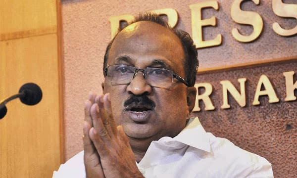 പിഎസ് സി അംഗങ്ങള്‍ക്കും കെ.വി. തോമസിനും മാത്രമല്ല ; ഹൈക്കോടതിയിലെ അഭിഭാഷകര്‍ക്കും ശമ്പളം കൂട്ടി