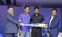 ധോണി ഫാന്‍സ് ആപ്പ് പുറത്തിറക്കി; ആശയത്തിന് പിന്നില്‍ മലയാളി സംരംഭകന്‍ അഡ്വ. സുഭാഷ് മാനുവല്‍
