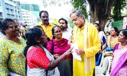 ആശാവര്‍ക്കര്‍മാരുടെ സമരം ഭരണം അട്ടിമറിക്കാന്‍ ; കേന്ദ്രത്തോടാണ് സമരം നടത്തേണ്ടതെന്ന് സിഐടിയു