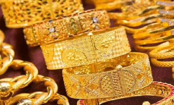 കുറച്ച് ആശ്വസിക്കാം; സ്വര്‍ണവിലയില്‍ നേരിയ കുറവ്‌
