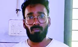 ഹൈബ്രിഡ് കഞ്ചാവുമായി 'ആവേശം'സിനിമയുടെ മേക്കപ്പ്മാന്‍ ആര്‍.ജി. വയനാട് അറസ്റ്റില്‍ ; കിലോയ്ക്ക് ഒരു കോടി, വരവ് വിദേശത്ത് നിന്നും  