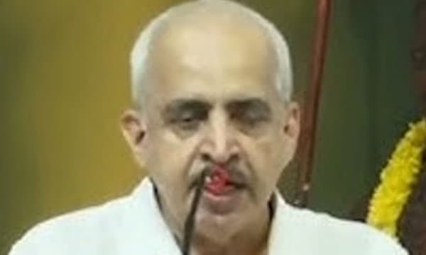 പകുതിവില തട്ടിപ്പ്‌കേസ് : ആനന്ദകുമാറിനെ ക്രൈംബ്രാഞ്ച് കസ്റ്റഡിയില്‍ എടുത്തു ; മുന്‍കൂര്‍ജാമ്യാപേക്ഷ തള്ളി