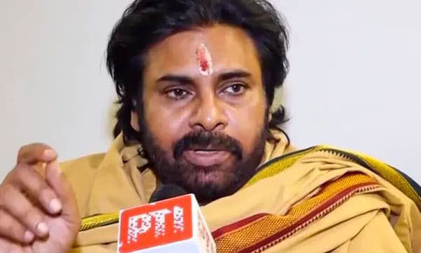 തമിഴര്ക്ക് ഹിന്ദിവേണ്ട, ഹിന്ദിസിനിമയും ബോളിവുഡും അവിടുത്തെ പണവും ആവശ്യമാണ് ; വിമര്ശിച്ച് പവന് കല്യാണ്