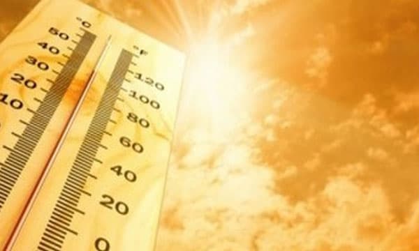 സ്ഥിതി ഗുരുതരം: ചൂടിനൊപ്പം അള്‍ട്രാവയലറ്റ് വികിരണ തോതും കൂടുന്നു ; രണ്ടു ജില്ലകളില്‍ യു.വി. ഇന്‍ഡക്‌സ് 11ന് മുകളിലെത്തി   