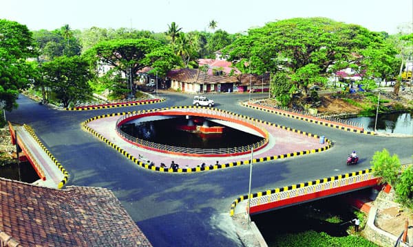 ആലപ്പുഴയിലെ ചരിത്രമുറങ്ങുന്ന മുപ്പാലം ഇനി നാല്‍പ്പാലം  ; നാലു ഭാഗത്തേക്കും ജലഗതാഗതവും എട്ടു കരകളിലൂടെ വാഹനഗതാഗതവും വരുന്നു