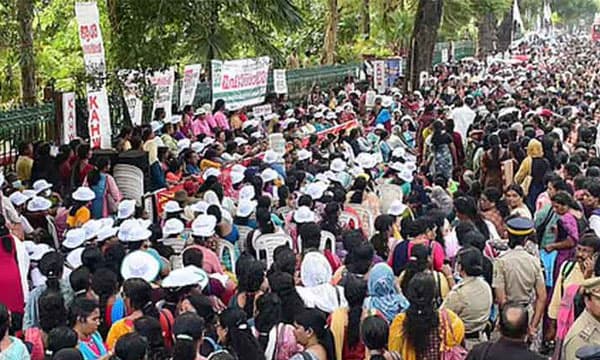 ഇന്നു മുതല്‍ നിരാഹാര സമരവുമായി ആശാവര്‍ക്കര്‍മാര്‍ ; കേന്ദ്രസഹായമില്ലാതെ വേതനവര്‍ദ്ധന നടക്കില്ലെന്ന് മന്ത്രി