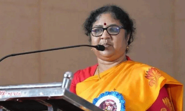 കേന്ദ്രത്തോട് ആവശ്യങ്ങള്‍ പറയാന്‍ നട്ടെല്ല് വേണം, സുരേഷ് ഗോപി വന്നപ്പോള്‍ ' മണി മുറ്റത്താവണി പന്തല്‍'' പാടി; ആശ പ്രവര്‍ത്തകര്‍ക്കെതിരെ മന്ത്രി