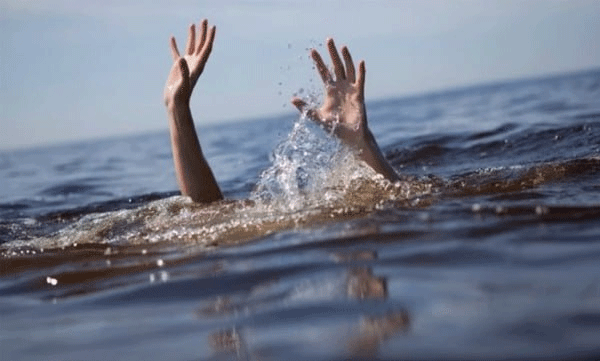 പല്ലനയാറിൽ രണ്ട് വിദ്യാർത്ഥികൾ മുങ്ങിമരിച്ചു

