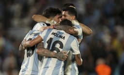 ബ്രസീലിനെ ആദ്യപകുതിയില്‍ തന്നെ പഞ്ഞിക്കിട്ടു, മെസ്സിയും കൂട്ടരും ലോകകപ്പിന് ; അര്‍ജന്റീന യോഗ്യത നേടി