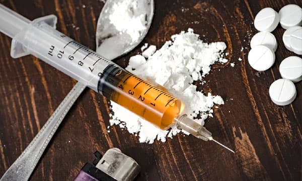 ലഹരി സംഘത്തില്‍ പെട്ടവര്‍ക്ക് എച്ച്‌ഐവി ബാധ; രണ്ടു മാസത്തിനിടെ സ്ഥിരീകരിച്ചത് 10 കേസുകള്‍