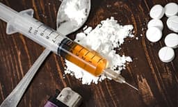 ലഹരി സംഘത്തില്‍ പെട്ടവര്‍ക്ക് എച്ച്‌ഐവി ബാധ; രണ്ടു മാസത്തിനിടെ സ്ഥിരീകരിച്ചത് 10 കേസുകള്‍