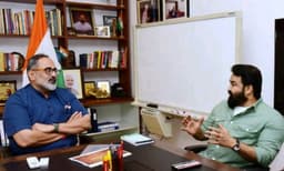 എമ്പുരാന് കാണുന്നുണ്ട് ; മോഹന്ലാല് - പൃഥ്വിരാജ് ടീമിന് ആശംസ നേര്ന്ന് രാജീവ് ചന്ദ്രശേഖര്