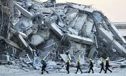 മ്യാന്‍മറിലെ ഭൂചലനം: മരണസംഖ്യ 1000 കടക്കുന്നു ; 2000 ലധികം പേര്‍ക്ക് പരിക്കേറ്റു