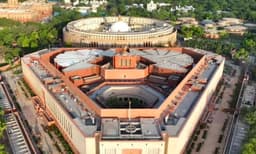 വഖഫ് ഭേദഗതി ബില്‍ ഇന്ന് ; ഉച്ചയ്ക്ക് 12 നു ലോക്‌സഭയില്‍ അവതരിപ്പിക്കും