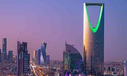 വിസകള്‍ നല്‍കുന്നത് താല്‍ക്കാലികമായി നിര്‍ത്തി ; ഇന്ത്യ ഉള്‍പ്പെടെ 13 രാജ്യങ്ങള്‍ സൗദി യാത്രാവിലക്ക് ഏര്‍പ്പെടുത്തി 