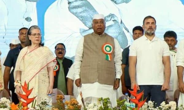 2025 കോണ്‍ഗ്രസിന്റെ പുനര്‍ജ്ജനി വര്‍ഷം ; കഷ്ടപ്പെടാന്‍ തയ്യാറല്ലാത്തവര്‍ ഒഴിവാകണമെന്ന് ഖാര്‍ഗേ