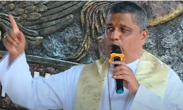 ഇഷ്ടപ്പെട്ട മതത്തിൽ വിശ്വസിക്കാനുളള അവകാശം നിഷേധിക്കപ്പെടുന്നു'; വിമർശനവുമായി ആർച്ച് ബിഷപ്പ് ജോസഫ് പാംപ്ലാനി