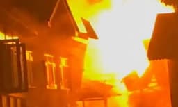 പഹല്‍ഗാം ആക്രമണം : രണ്ടു ഭീകരരുടെ കശ്മീരിലെ വീടുകള്‍ തകര്‍ത്തു ; തെരച്ചില്‍ തുടരുന്നു