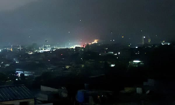 വ്യോമാതിര്‍ത്തി പൂര്‍ണമായി അടച്ച് പാകിസ്താന്‍ ; ആക്രമണ നീക്കത്തിനോ?