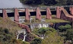 മുല്ലപ്പെരിയാര്‍: വനംവകുപ്പിന് സര്‍ക്കാര്‍ നിര്‍ദേശം; മരം മുറിക്കാന്‍ തിടുക്കം വേണ്ട