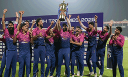 ട്വന്റി 20 ക്രിക്കറ്റിൽ ചരിത്രമെഴുതി യുഎഇ ;  ബം​ഗ്ലാദേശിനെതിരെ ടി20 പരമ്പരയിൽ വിജയം