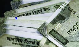 അസര്‍ബൈജാന്‍ ജോലി തട്ടിപ്പ്: പ്രതികള്‍ ഇപ്പോഴും കാണാമറയത്ത് ; മാസങ്ങള്‍ പിന്നിടുമ്പോഴും ഇവരെ പിടികൂടാന്‍ പോലീസിനായിട്ടില്ല