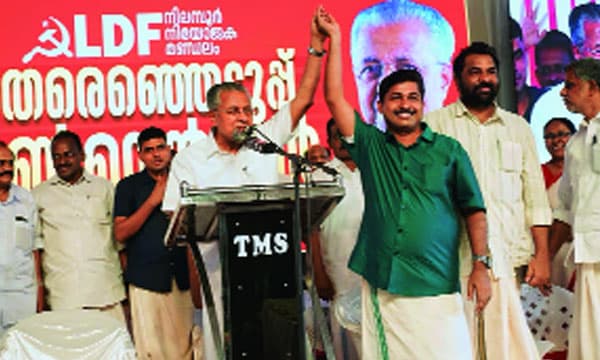 ഇടതു സ്ഥാനാര്‍ത്ഥി എം സ്വരാജ് പത്രിക സമര്‍പ്പിച്ചു ; പി.വി. അന്‍വര്‍ ഉച്ചകഴിഞ്ഞ് പത്രിക നല്‍കും