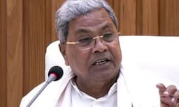 50-60 പേര്‍ കുംഭമേളയില്‍ മരിച്ചിരുന്നു, കര്‍ണാടകാ സര്‍ക്കാര്‍ വിമര്‍ശിച്ചോ? ബാംഗ്‌ളൂര്‍ ദുരന്തത്തില്‍ സിദ്ധരാമയ്യയുടെ പ്രതികരണം