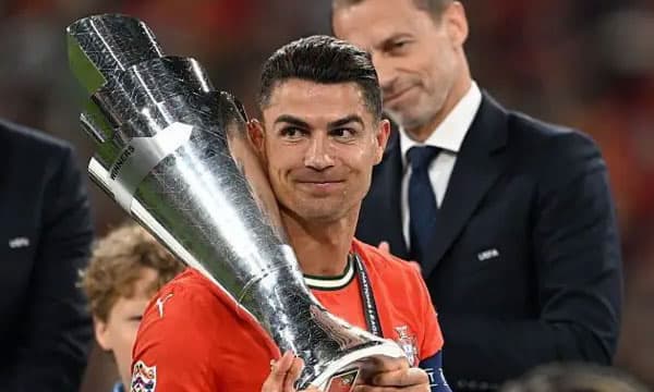 സ്‌പെയിനെ ഷൂട്ടൗട്ടില്‍ വീഴ്ത്തി ; പോര്‍ച്ചുഗല്‍ നേഷന്‍സ് ലീഗ് കിരീടം നേടി ; കണ്ണീരണിഞ്ഞ് ക്രിസ്ത്യാനോ