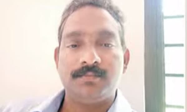 വിമാനാപകടത്തില്‍ കൊല്ലപ്പെട്ട രഞ്ജിത ജി നായരെ അപമാനിച്ചു ; സര്‍ക്കാര്‍ ഉദ്യോഗസ്ഥന് സസ്‌പെന്‍ഷന്‍