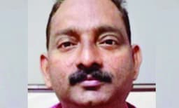 ജാതീയമായ അധിക്ഷേപത്തോടെയുള്ള ആദ്യ കമന്റ് ; പിന്നാലെ അശ്‌ളീലച്ചുവയോടെ അടുത്ത കമന്റും ;  രഞ്ജിതയ്ക്ക് റവന്യൂ ഉദ്യോഗസ്ഥന്റെ ആക്ഷേപം