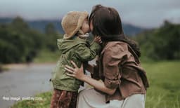 ക്രൗണ്‍ വാര്‍ഡ് ഡോറയുടെ കഥ