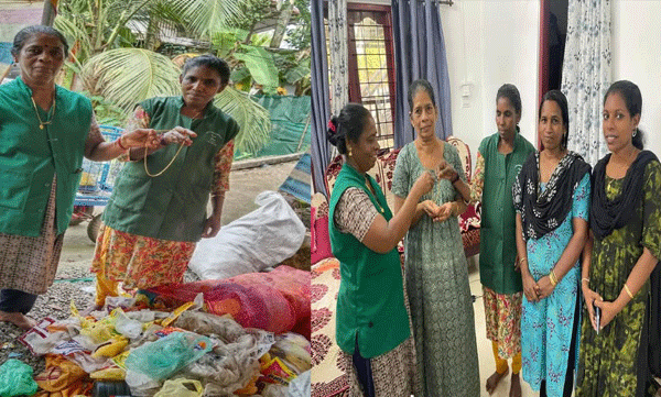 ഉപേക്ഷിച്ച പ്ലാസ്റ്റിക് കവറിനുളളില്‍  രണ്ടര പവന്റെ  സ്വർണ മാല; തിരികെ നൽകി ഇന്ദിര യും രാധയും