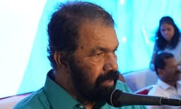 സൂംബാഡാന്‍സ് സ്‌കൂള്‍യൂണിഫോമില്‍ നടത്തുന്ന ലഘുവ്യായാമം ; തെറ്റായി പ്രചരിപ്പിക്കേണ്ടെന്ന് വിദ്യാഭ്യാസവകുപ്പ്